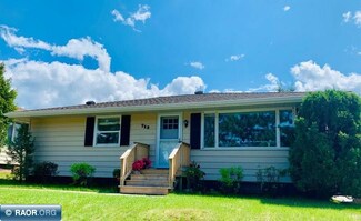 712 E Pattison St, Ely, MN 55731