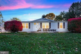 8217 Reynolds Mill Rd, Seven Valleys, PA 17360