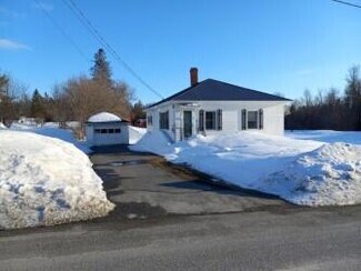 24 Church St, Washburn, ME 04786