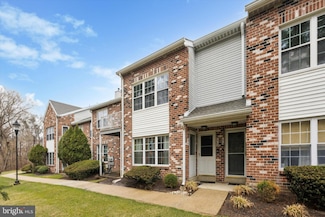 1811 Valley Glen Rd Unit 142, Elkins Park, PA 19027