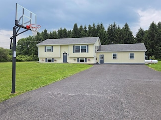 60 Chandler Rd, Brushton, NY 12916