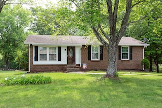 2503 Atwood Dr, Clarksville, TN 37040