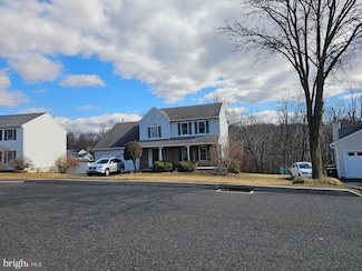 1388 Juniper St, Pottstown, PA 19464