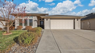 702 1/2 Willow Creek Rd, Grand Junction, CO 81505