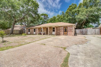 507 Magnolia Ln, Gulfport, MS 39507