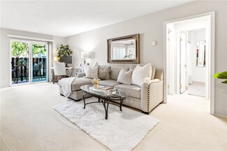 12200 Montecito Rd Unit B111, Seal Beach, CA 90740