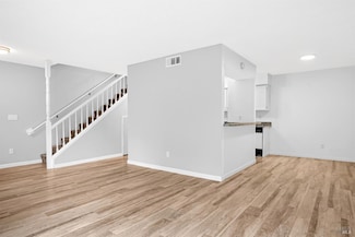 165 Oddstad Dr Unit 61, Vallejo, CA 94589