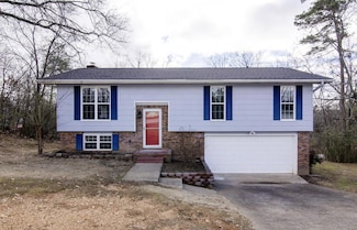 306 Branchwood Cir, Hixson, TN 37343