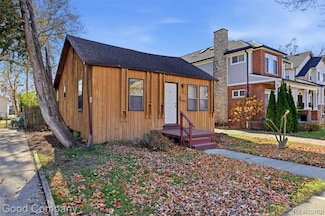 1308 E Lincoln St, Birmingham, MI 48009