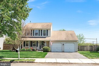 96 Kristopher Dr, Trenton, NJ 08620