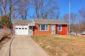 4290 NW 11th St, Des Moines, IA 50313