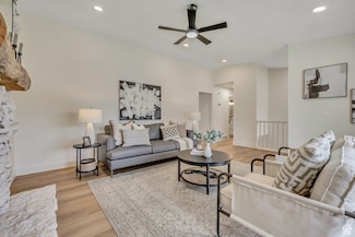 1492 E Sandy Hills Dr, Sandy, UT 84093