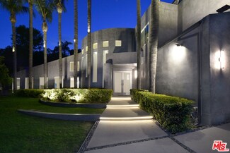 4035 Pacheco Dr, Sherman Oaks, CA 91403