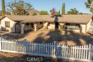 1205 Coronet Dr, Riverside, CA 92506