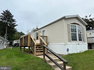 11 2nd St, Phoenixville, PA 19460