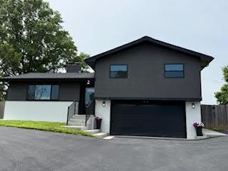 7404 Worthington Rd, Westerville, OH 43082