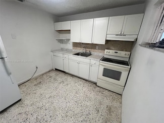 887 W 29th St Unit 2, Hialeah, FL 33012