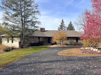 10008 Michigan 52, Perry, MI 48872