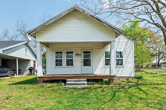 303 N Cleveland Ave, Shawnee, OK 74801