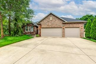 5795 S Wedgewood Ave, Springfield, MO 65810