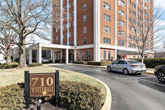 710 S Hanley Rd Unit 7D, Saint Louis, MO 63105
