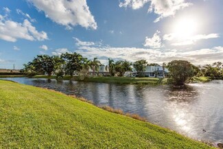 1608 Shaker Cir, Wellington, FL 33414
