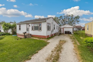 1107 W 21st St, Rock Falls, IL 61071