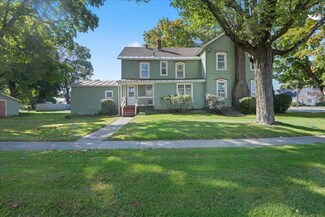 30 Canada St, Swanton, VT 05488