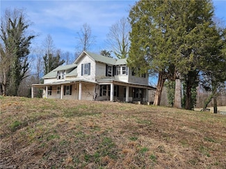 1292 Pine Hall Rd, Pine Hall, NC 27042