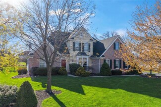4423 Loraine Ln, Bethlehem, PA 18017