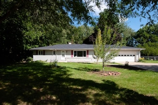15494 Coon Hollow Rd, Three Rivers, MI 49093