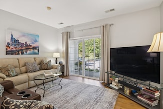 4846 Bevendean Dr Unit 4, Nashville, TN 37211