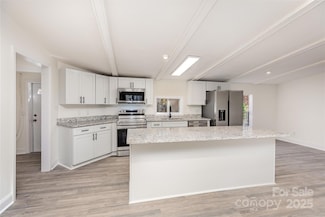 130 Old Lowesville Rd, Stanley, NC 28164