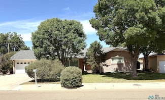 1812 W Briscoe Ave, Artesia, NM 88210