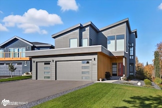 7865 Crane Cir, Anchorage, AK 99502