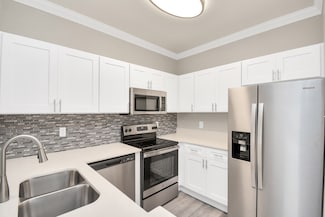 2222 Maroneal St Unit 1414, Houston, TX 77030