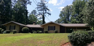 438 Carriage Dr NE Unit B, Atlanta, GA 30328