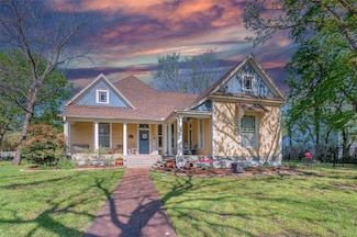 408 S Center St, Forney, TX 75126