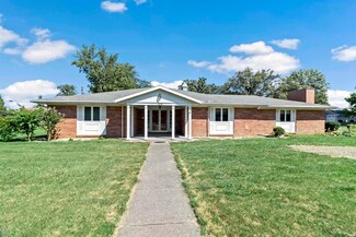 106 Lord Dr, Hartford City, IN 47348