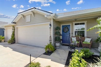 65226 River Glen Pkwy, Yulee, FL 32097