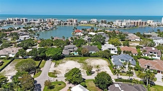 3225 Regatta Rd, Naples, FL 34103