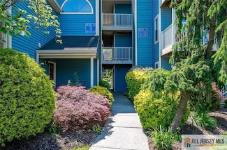 331 Cozzens Ct, East Brunswick, NJ 08816