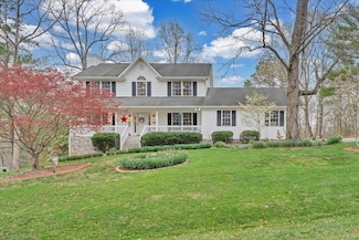 274 Bousman Cir, Hardy, VA 24101