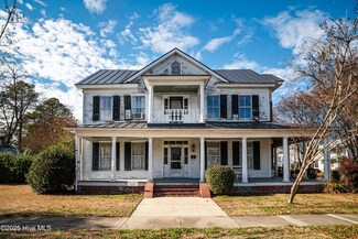 200 S Oakum St, Edenton, NC 27932