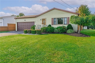 5225 Mayle Ct, Niagara Falls, NY 14305