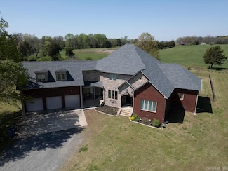 198 Rue Dr, Clinton, AR 72031