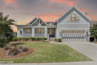 105 Helmsman Dr, Wilmington, NC 28412