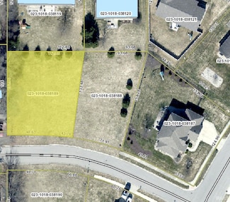 525 Yoder St Unit 49, South Bend, IN 46614