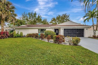 302 Marginal Rd, West Palm Beach, FL 33411