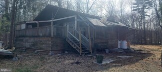 3369 Frontier Rd, East Stroudsburg, PA 18302
